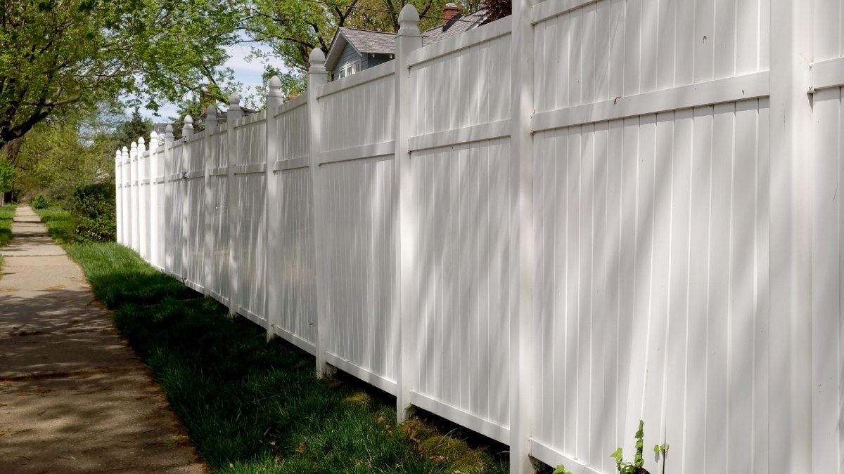 solid white privacy fence