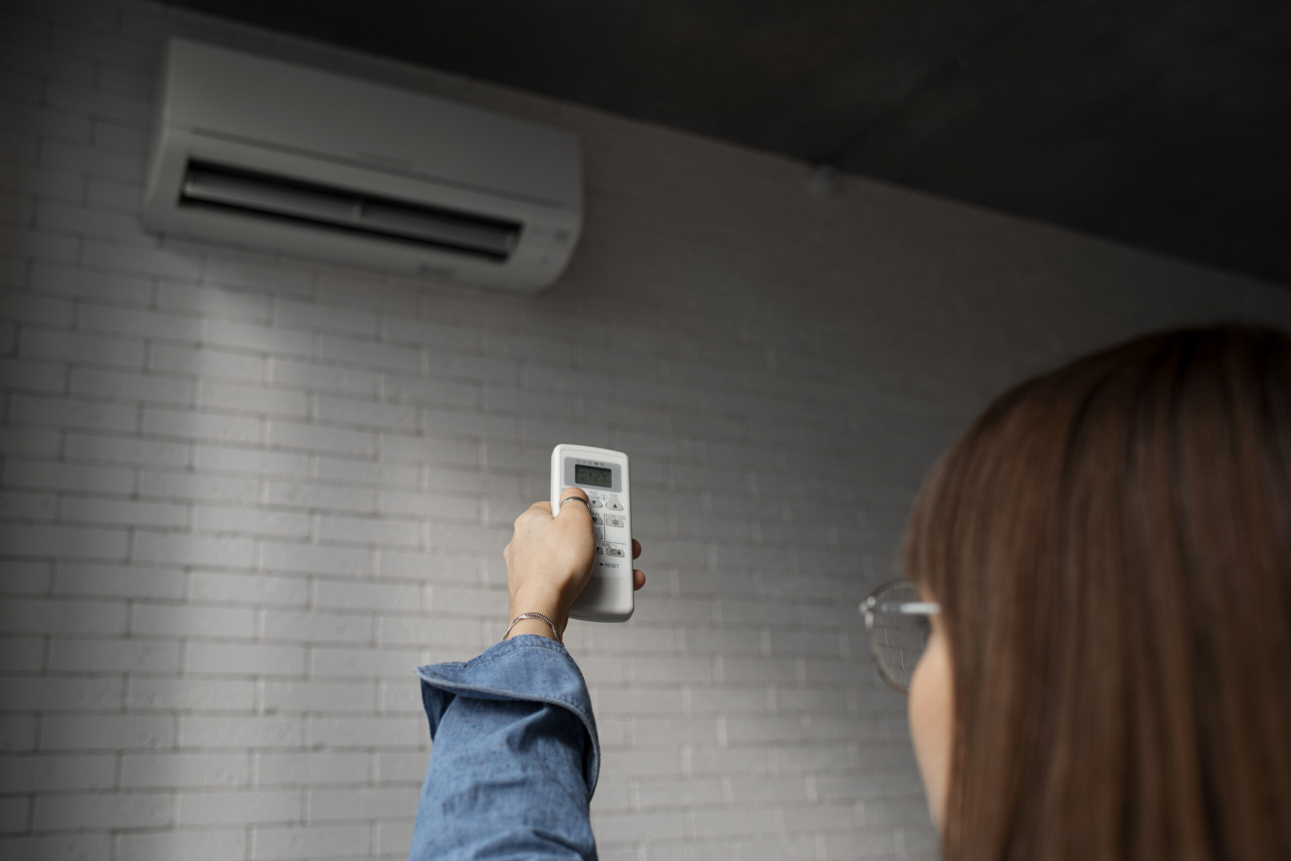 Ventilate a Room After Painting