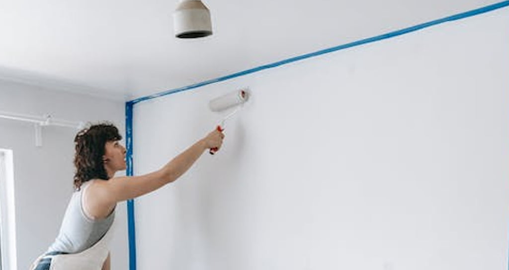 Ceiling Painting: Should You Paint Your Ceiling the Same Color as Your Walls? - West Hartford House Painting Experts
