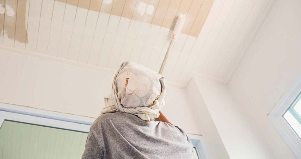 Factors to Consider When Choosing a Ceiling Paint Color